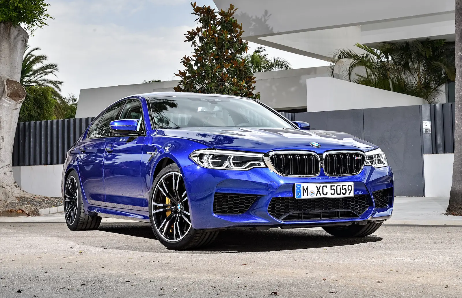 BMW M Serisi M Serisi M5 M Sport 1