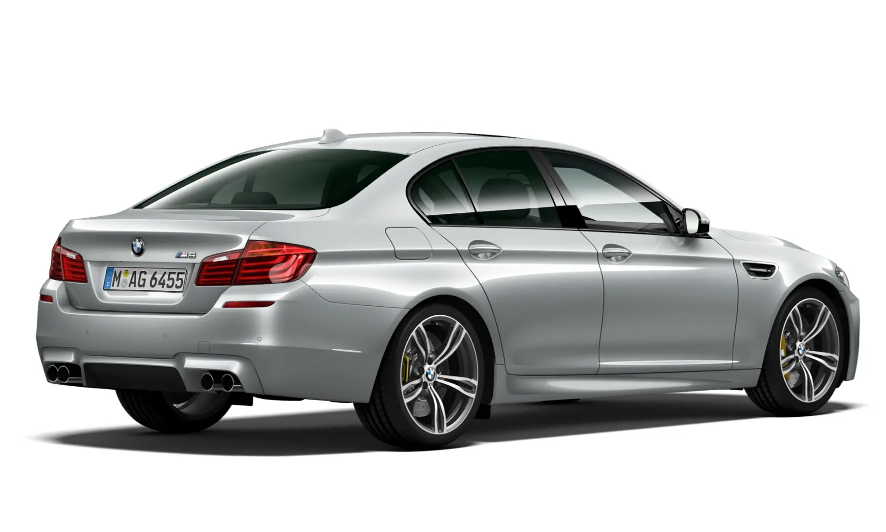 BMW M Serisi M Serisi M5 Pure 1