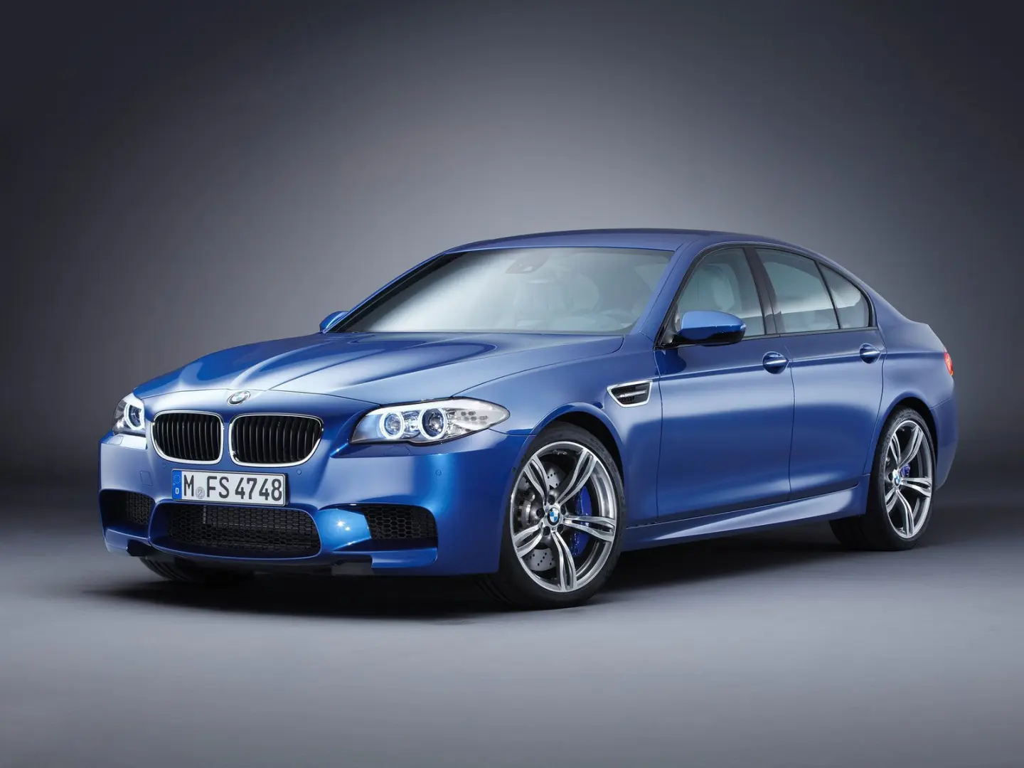 BMW M Serisi M Serisi M5 Pure 3