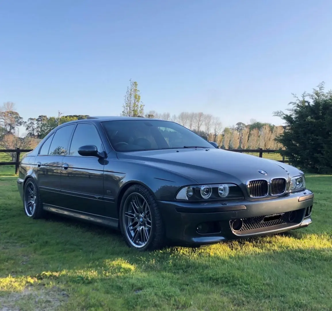 BMW M Serisi M Serisi M5 Standart 2