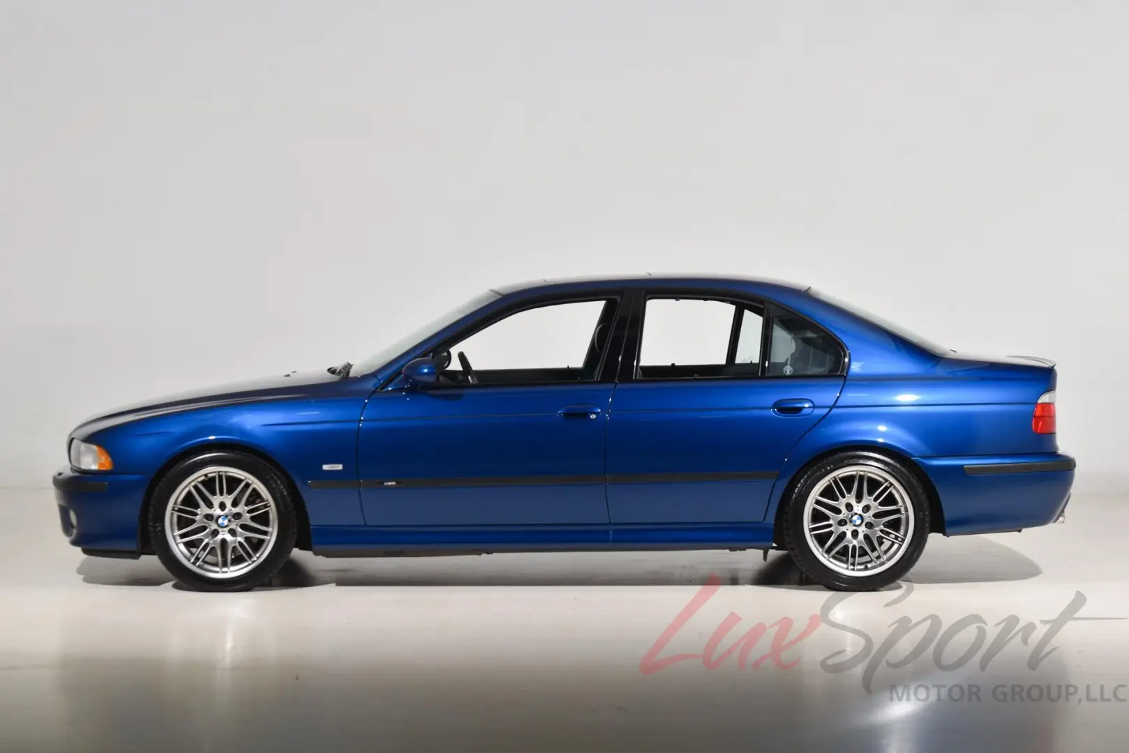 BMW M Serisi M Serisi M5 Standart 4