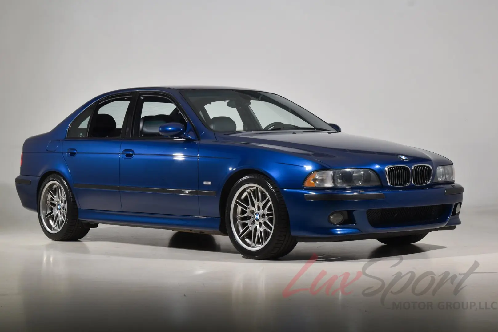 BMW M Serisi M Serisi M5 Standart 3