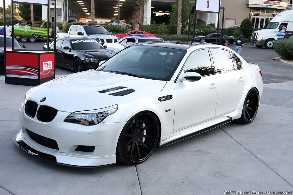 BMW M Serisi M Serisi M5 Standart 4