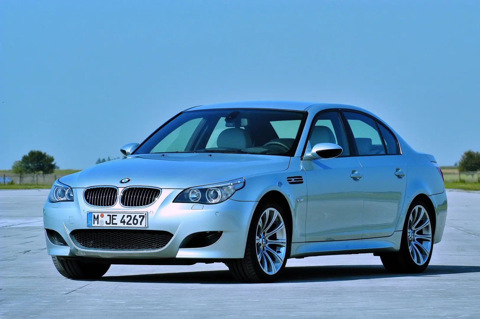 BMW M Serisi M Serisi M5 Standart 5