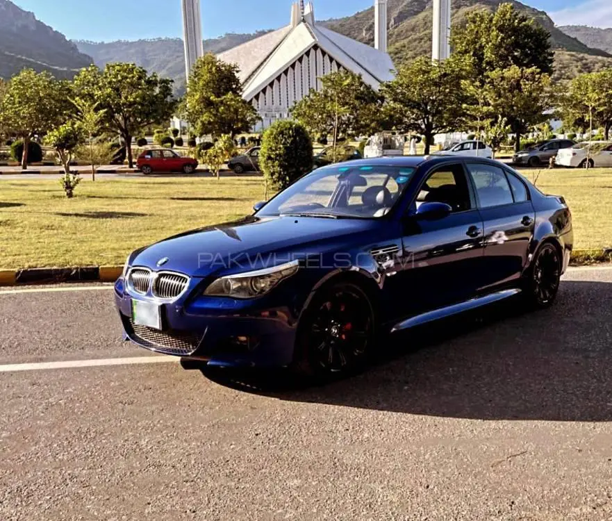 BMW M Serisi M Serisi M5 Standart 7