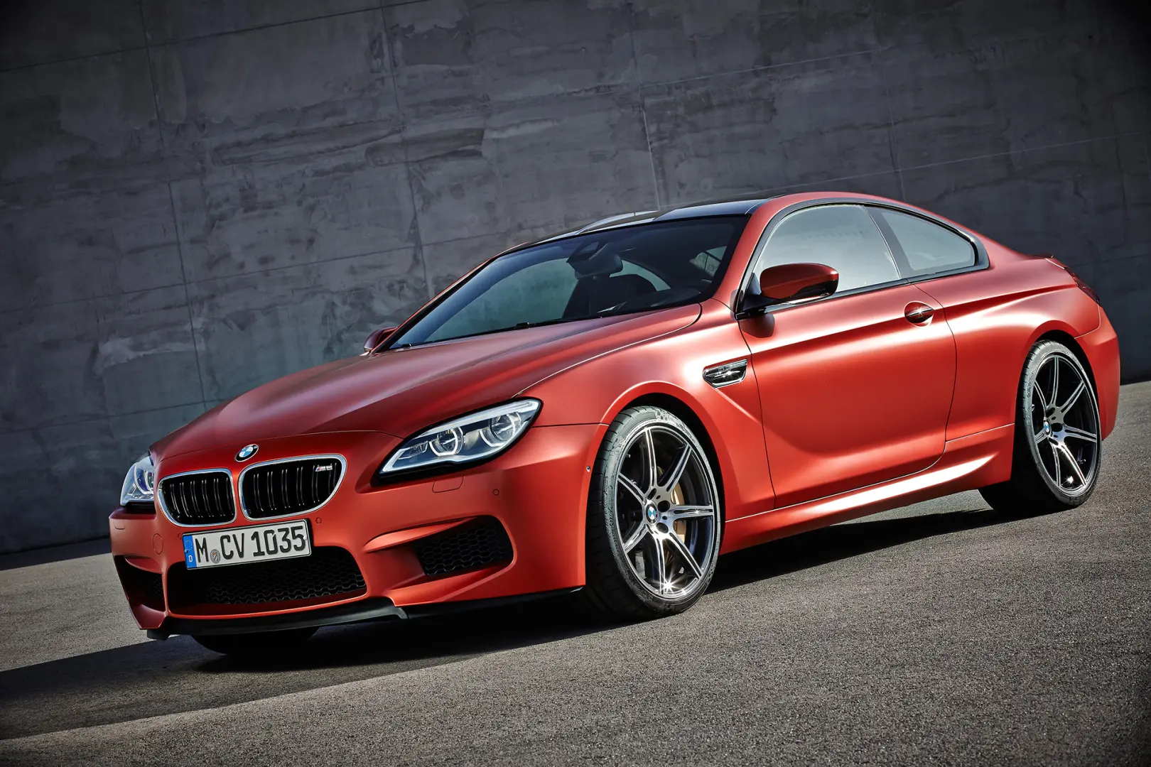 BMW M Serisi M Serisi M6 Pure 4