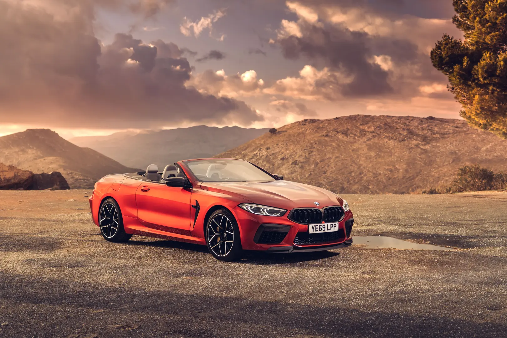 BMW M Serisi M Serisi M8 Cabrio xDrive Competition 2