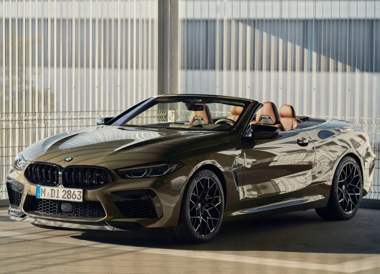 BMW M Serisi M Serisi M8 Cabrio xDrive Competition 1