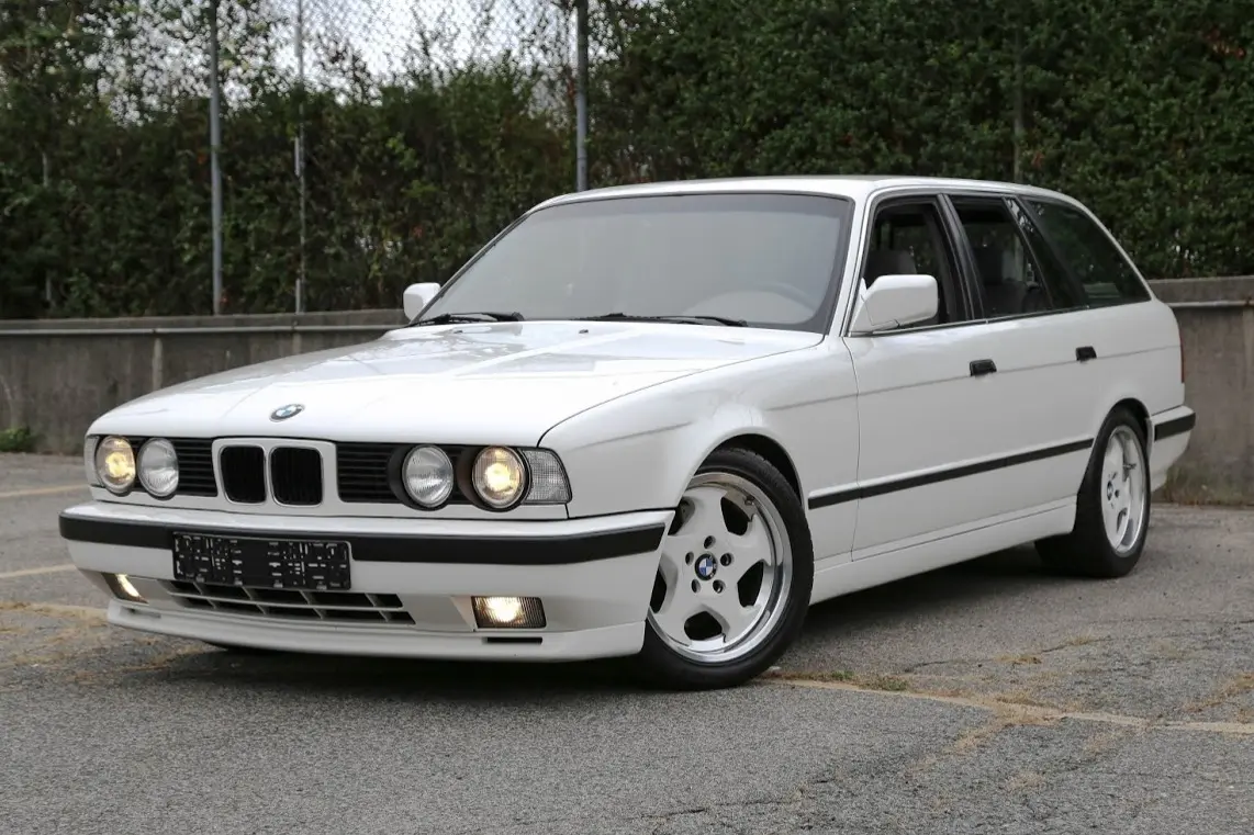 BMW M Serisi M Serisi Touring M5 Standart 3
