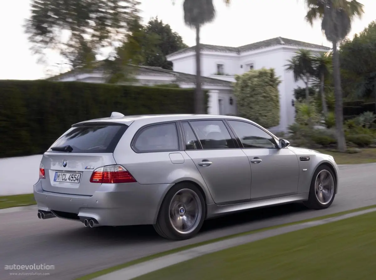 BMW M Serisi M Serisi Touring M5 Standart 4