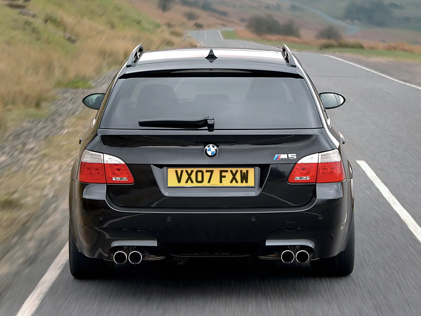 BMW M Serisi M Serisi Touring M5 Standart 6