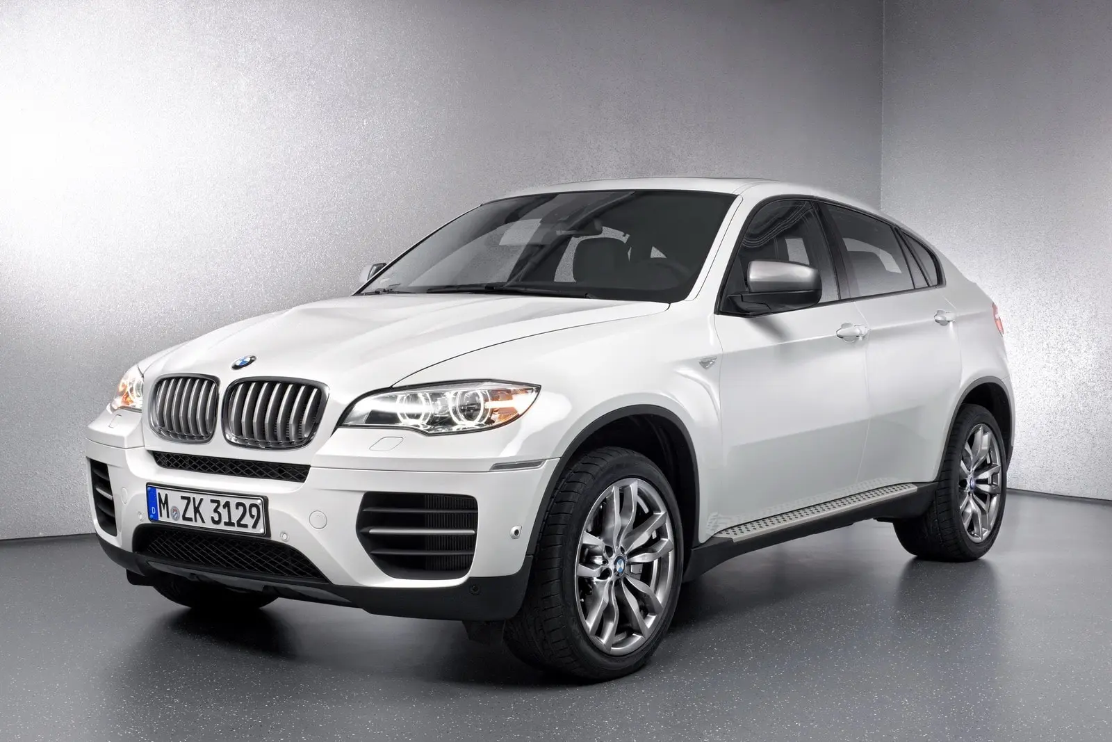 BMW M Serisi M Serisi X6 M50d Standart 2
