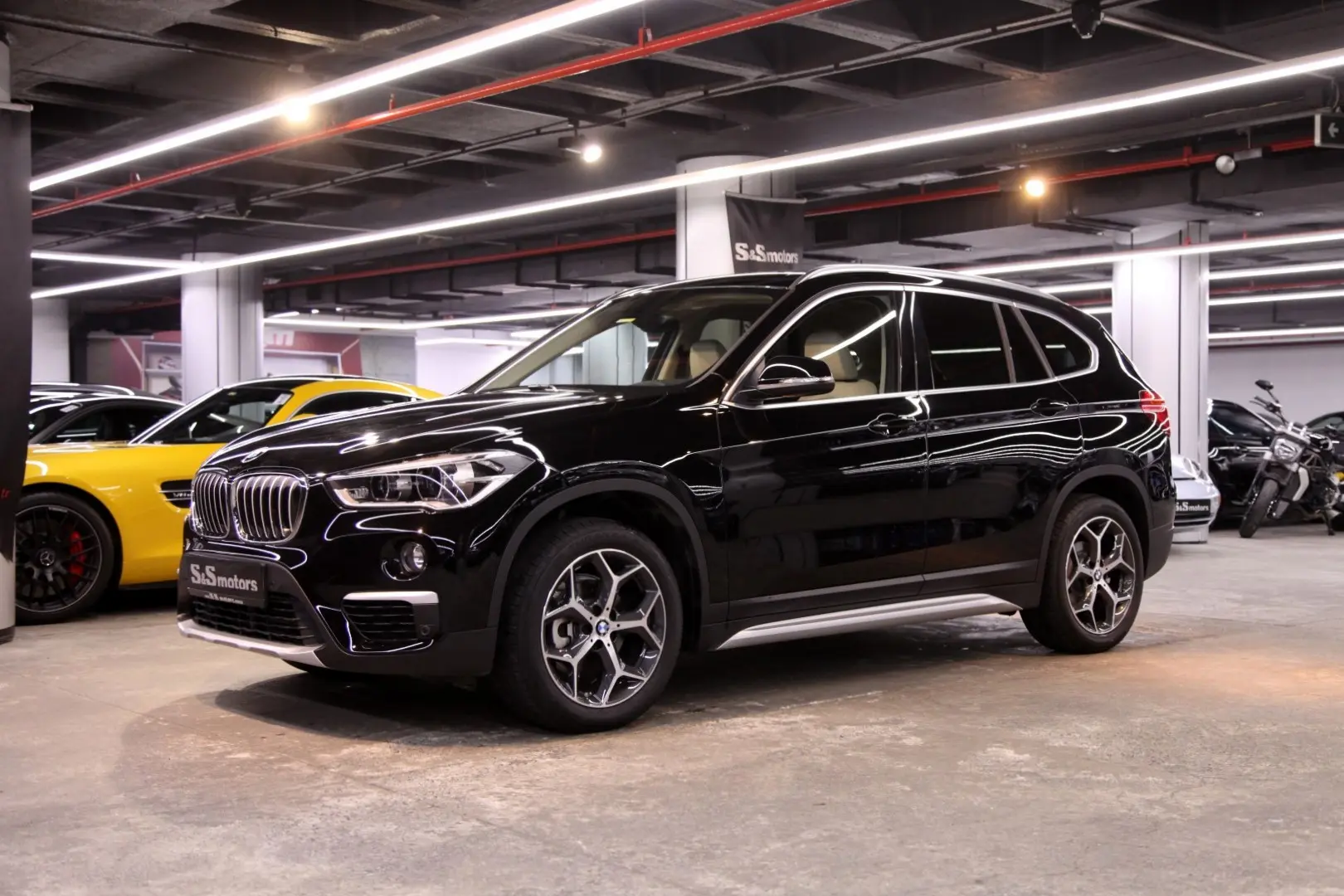 BMW X1 X1 1.6d sDrive X Line 3