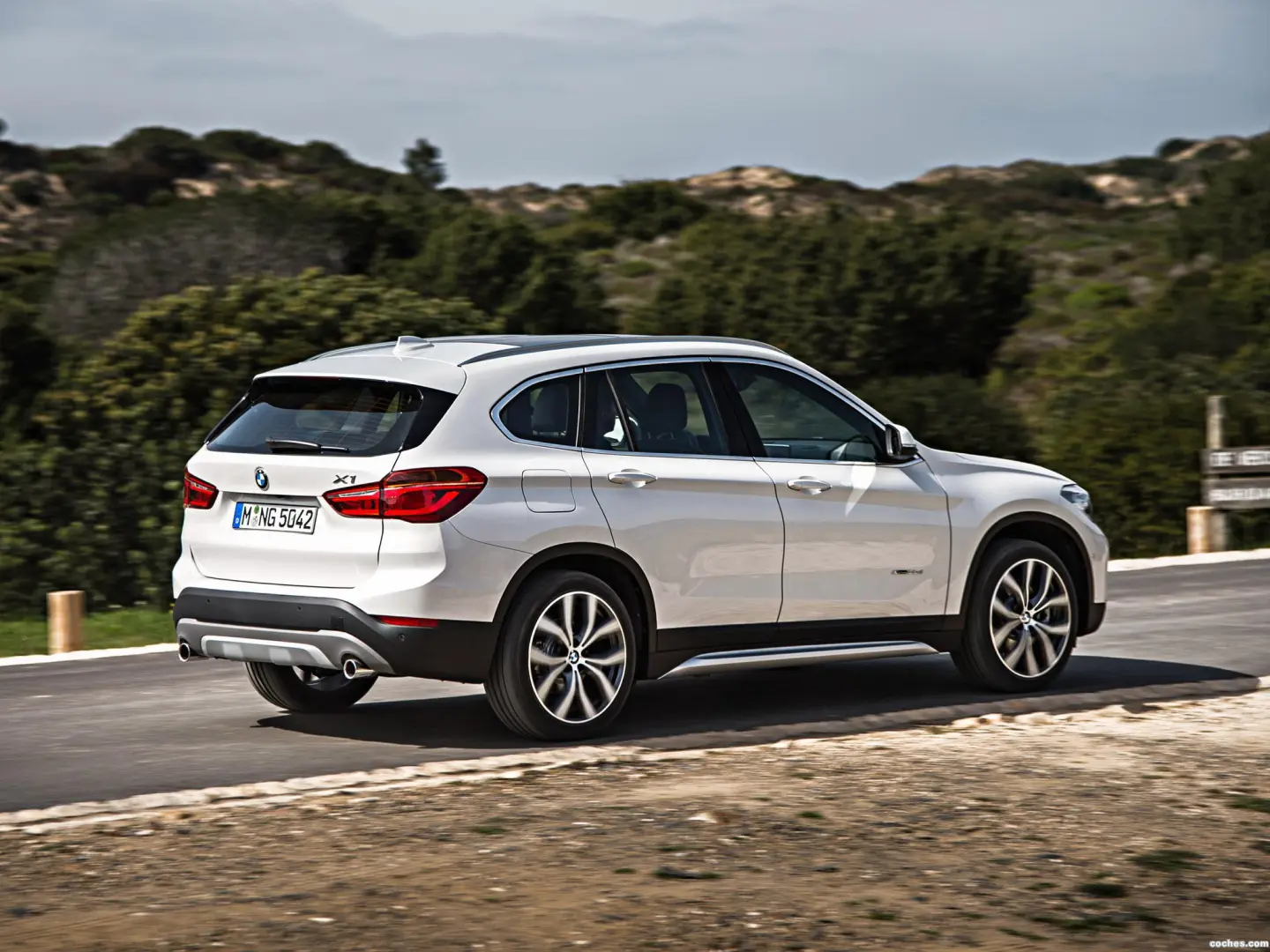 BMW X1 X1 1.6d sDrive X Line 6
