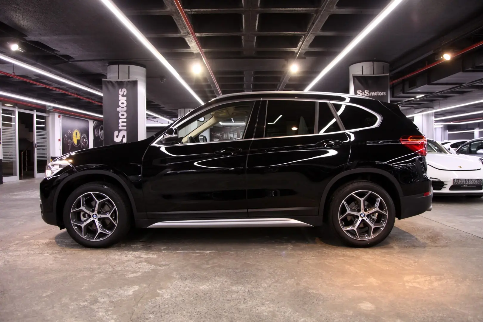 BMW X1 X1 1.6d sDrive X Line 5