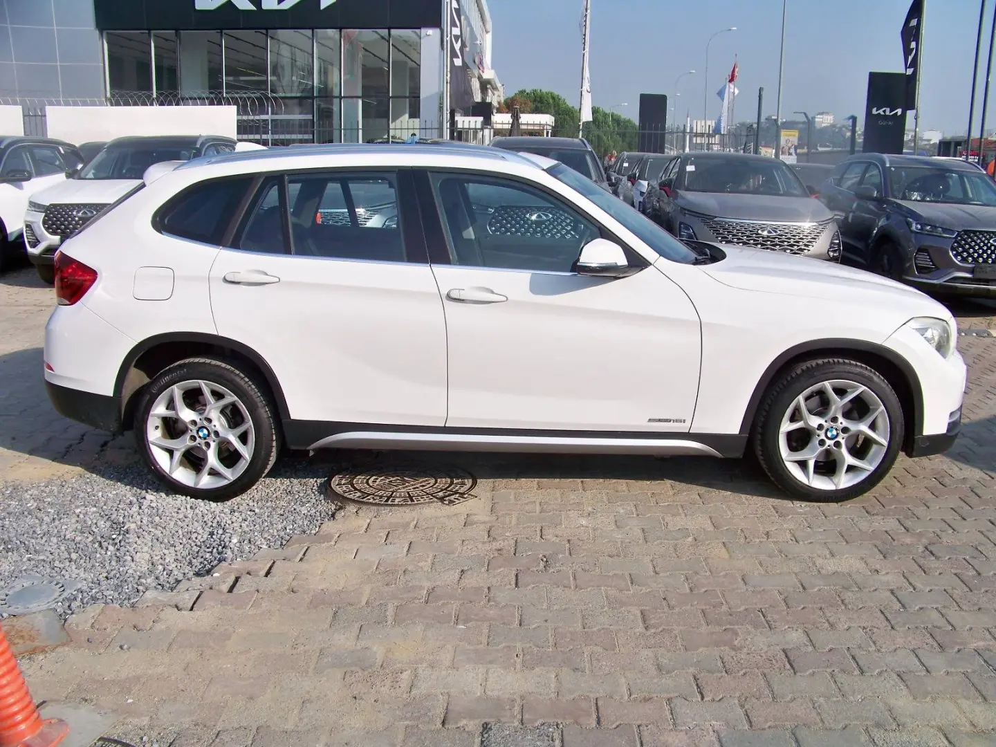 BMW X1 X1 1.6i sDrive X Line 5