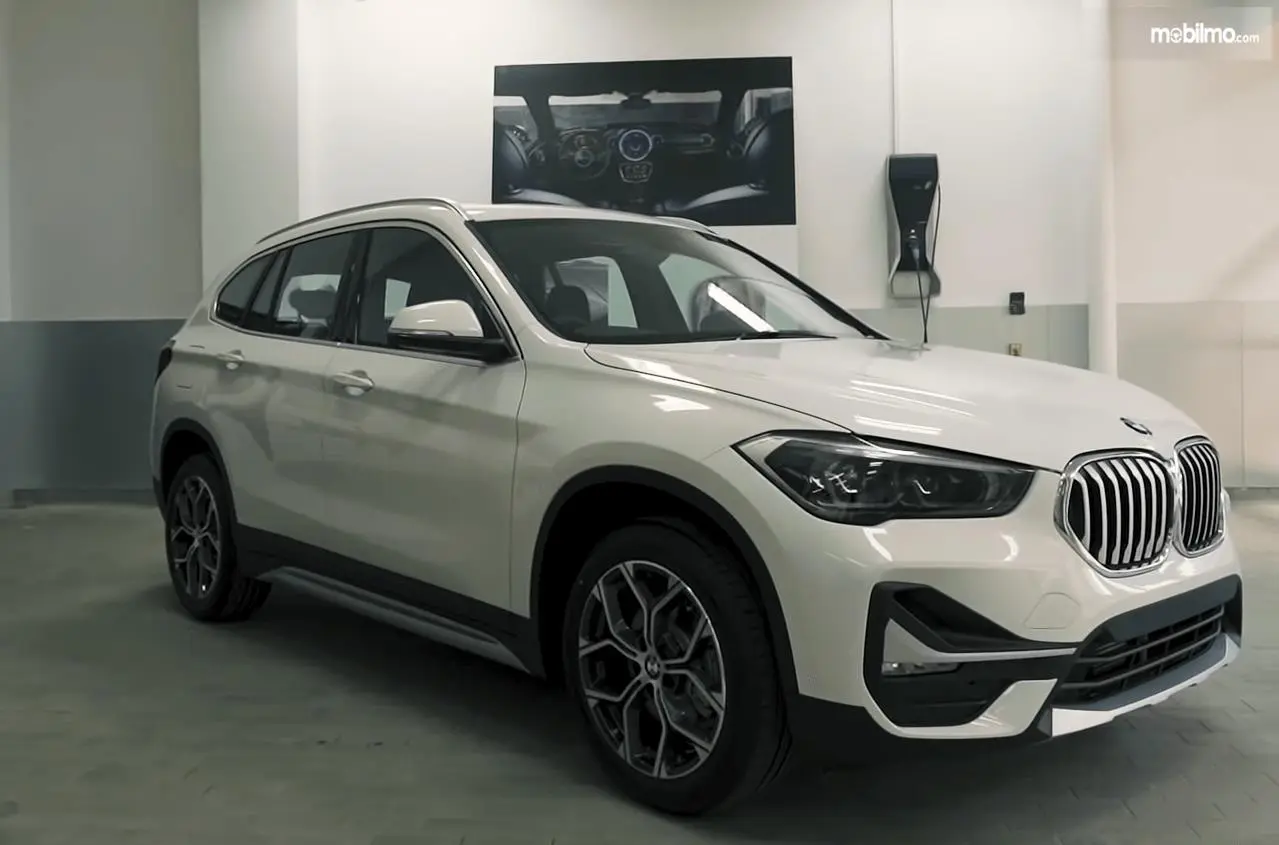 BMW X1 X1 1.8i sDrive Premium Line 7