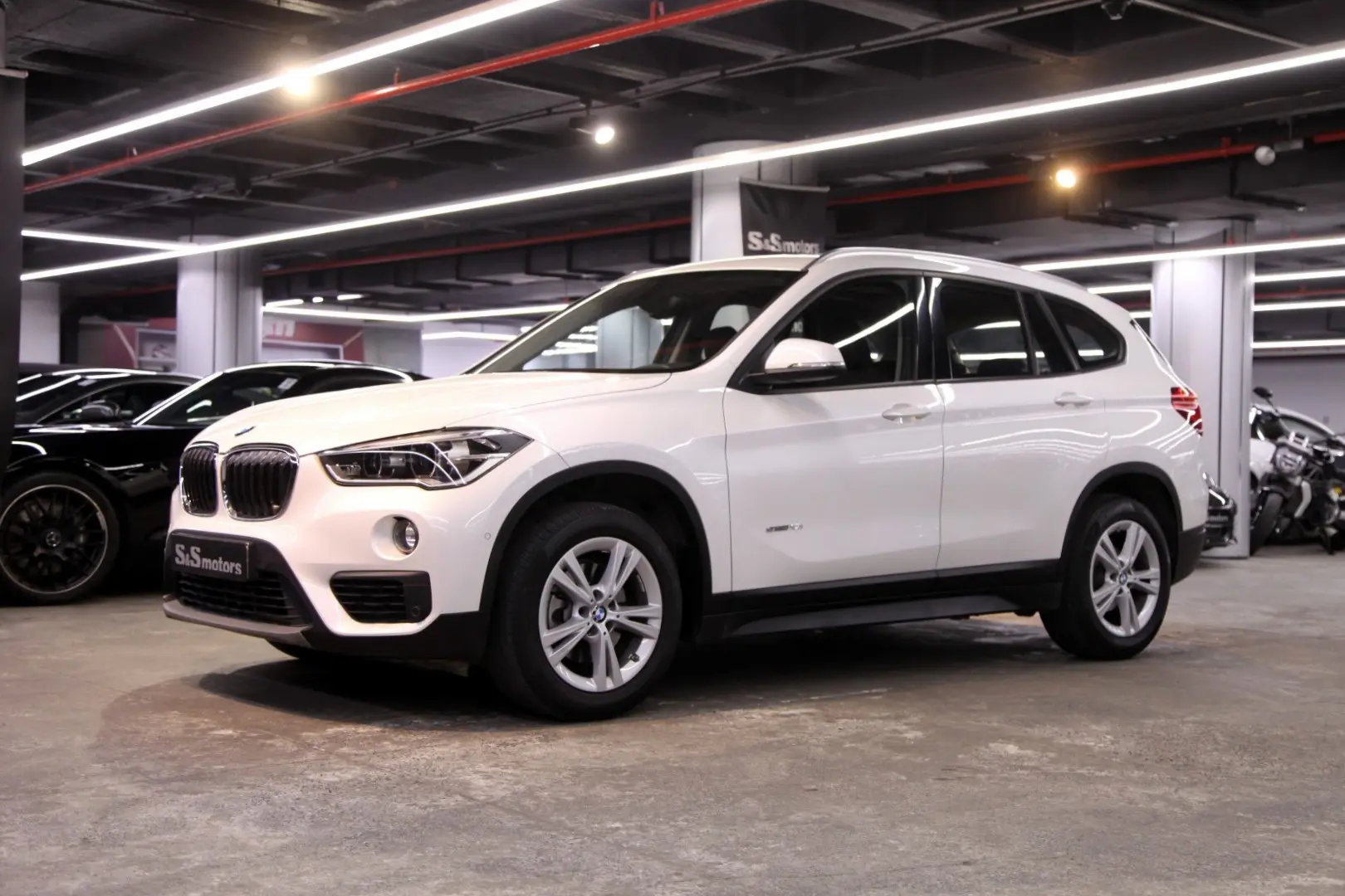 BMW X1 X1 1.8i sDrive Prestige 4
