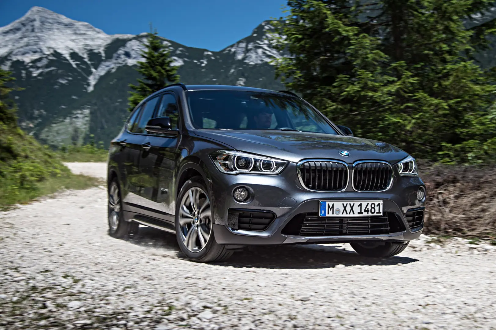 BMW X1 X1 2.3d xDrive Standart 5