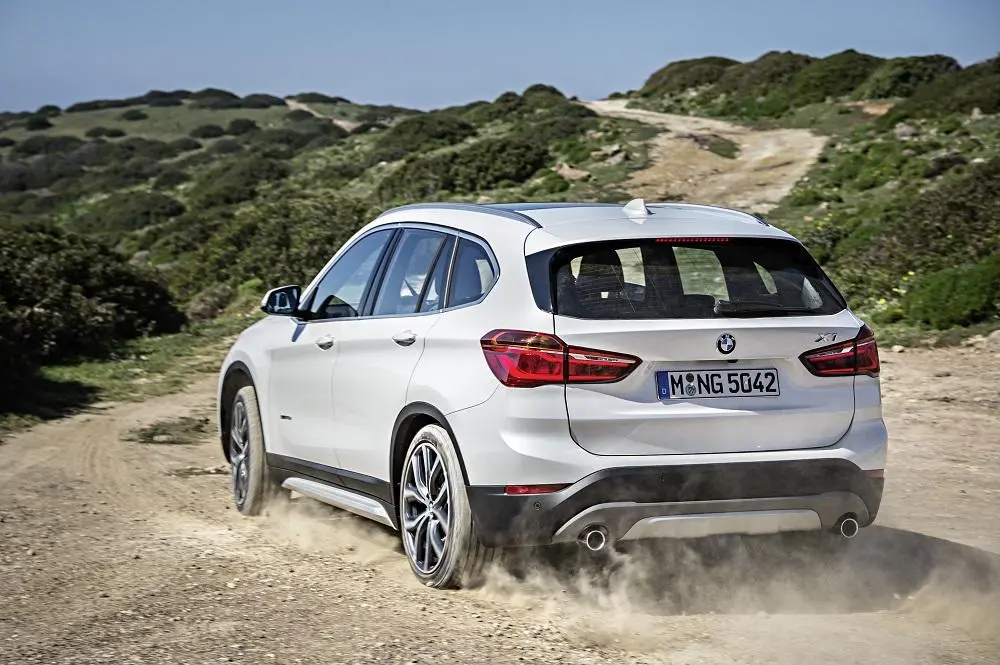 BMW X1 X1 1.6d sDrive Sport Line 2
