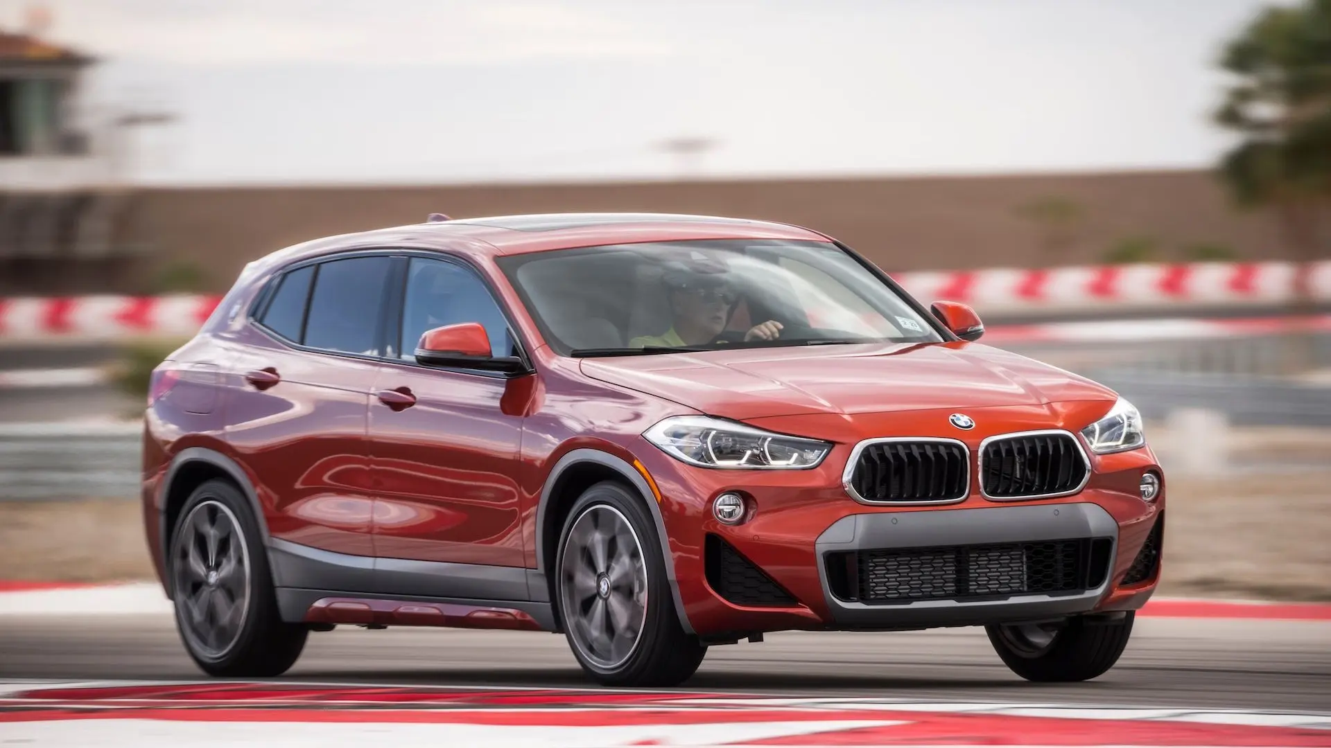 BMW X2 X2 1.8i sDrive Standart 4