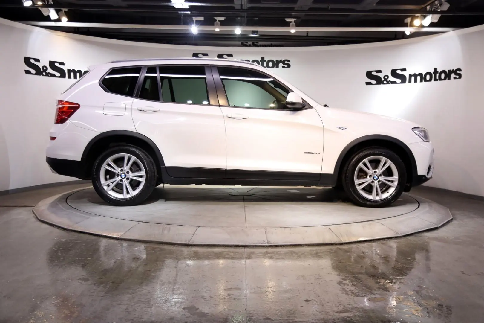 BMW X3 X3 2.0i sDrive Exclusive 5