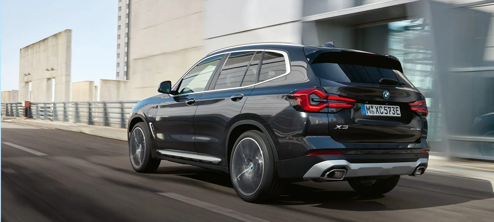 BMW X3 X3 2.0i sDrive First Edition M 4