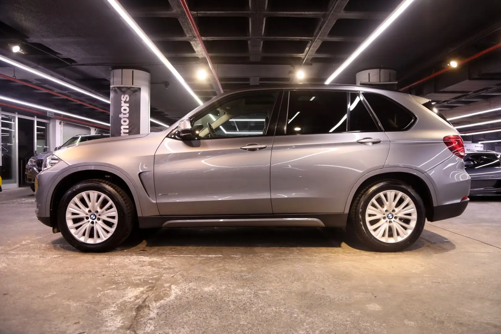 BMW X5 X5 2.5d xDrive Premium 5