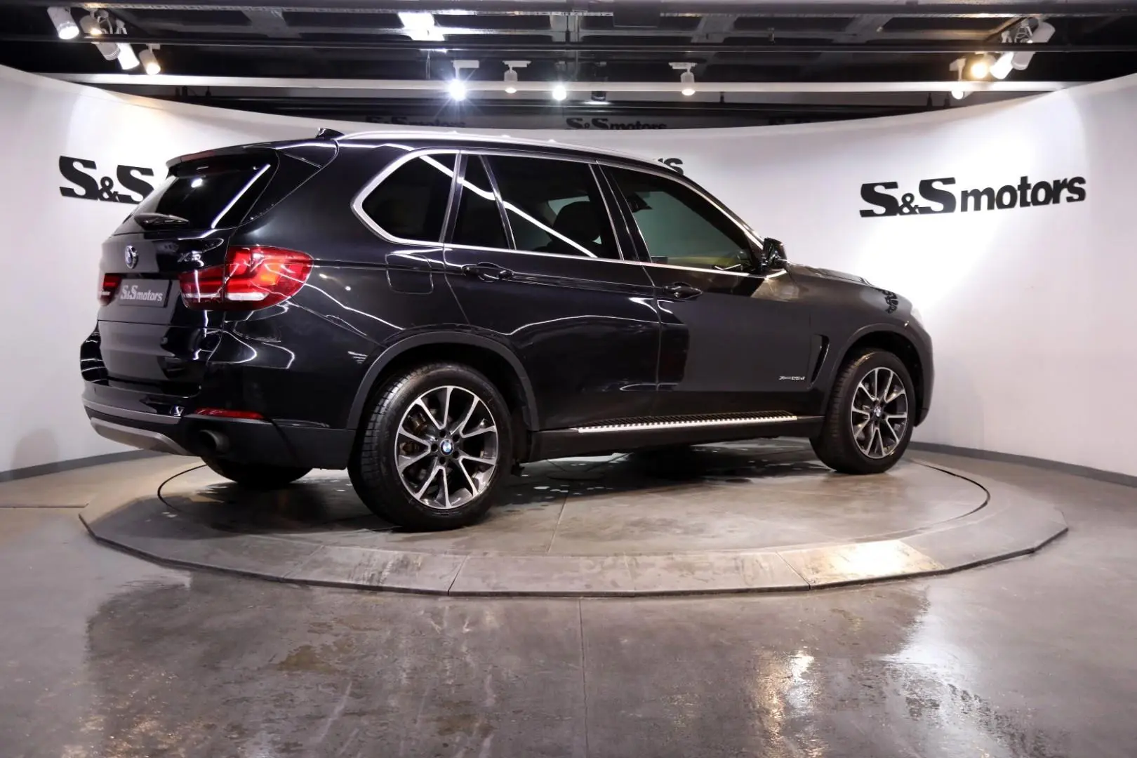 BMW X5 X5 2.5d xDrive Pure Luxury 4