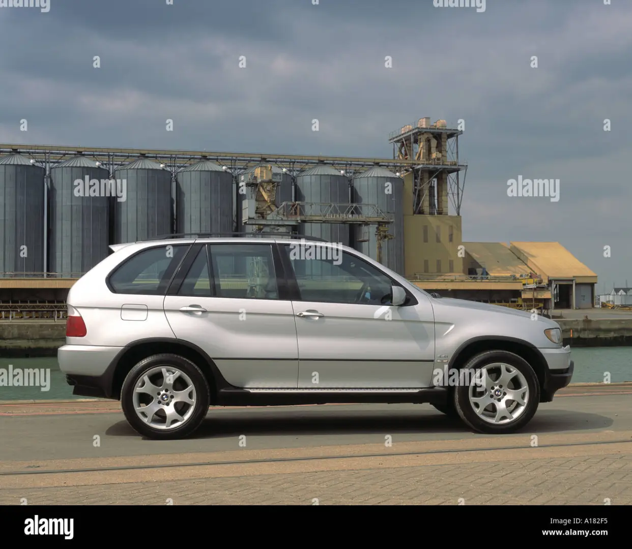 BMW X5 X5 4.4i Standart 0
