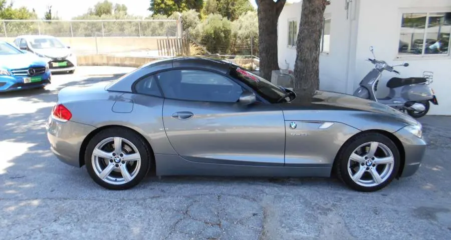 BMW  Z4 2.3i sDrive Standart 4