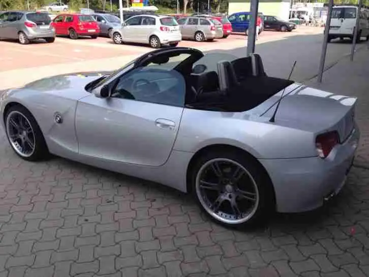 BMW  Z4 2.5i Standart 6