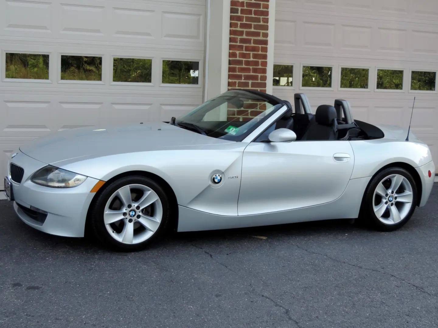 BMW  Z4 3.0i sDrive Standart 4
