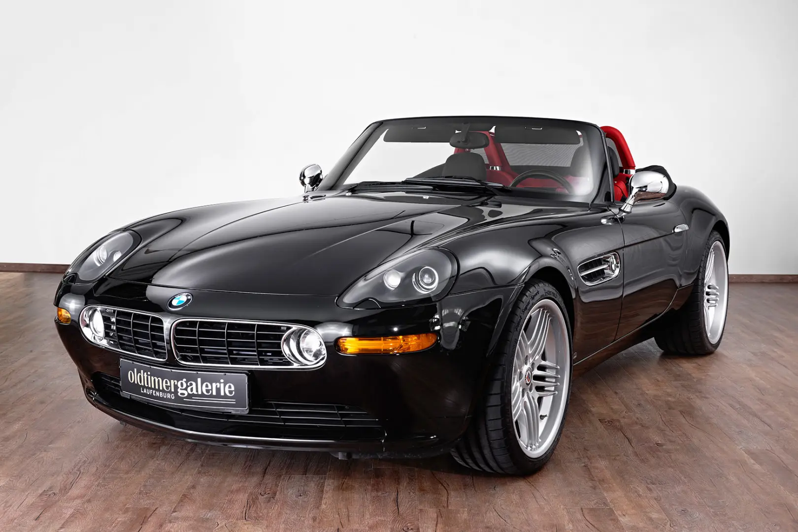 BMW  Z8 5.0 Standart 5