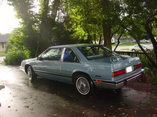Buick Le Sabre Le Sabre 3.8 Custom 2