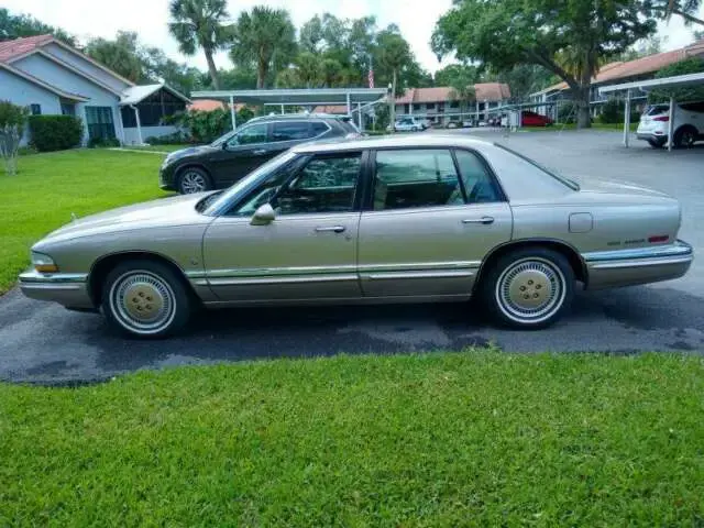 Buick Park Avenue Park Avenue 3.8 Supercharged Ultra 5