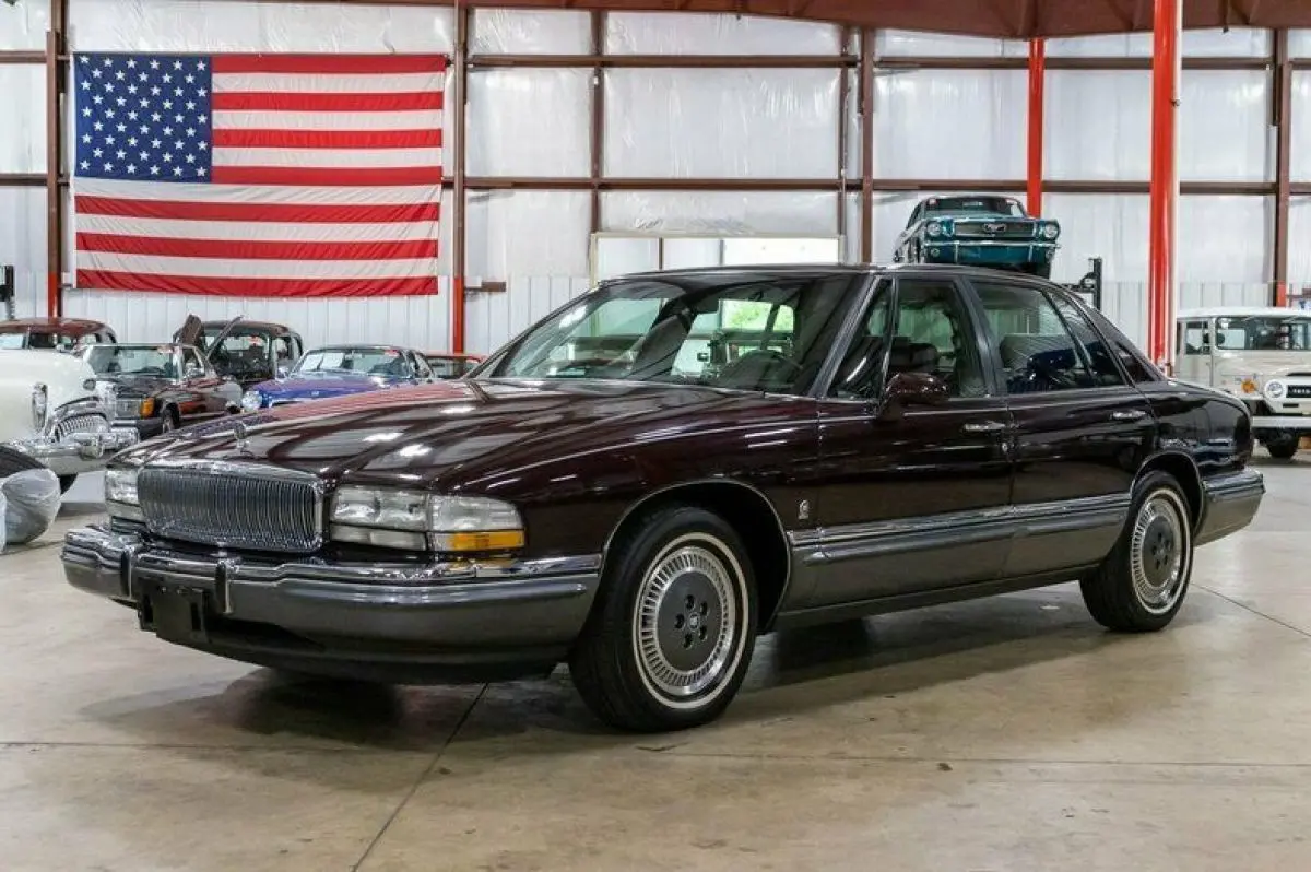 Buick Park Avenue Park Avenue 3.8 Supercharged Ultra 2