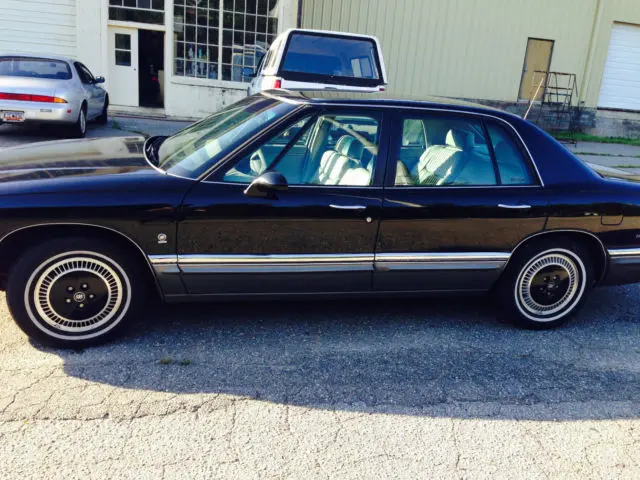 Buick Park Avenue Park Avenue 3.8 Supercharged Ultra 5