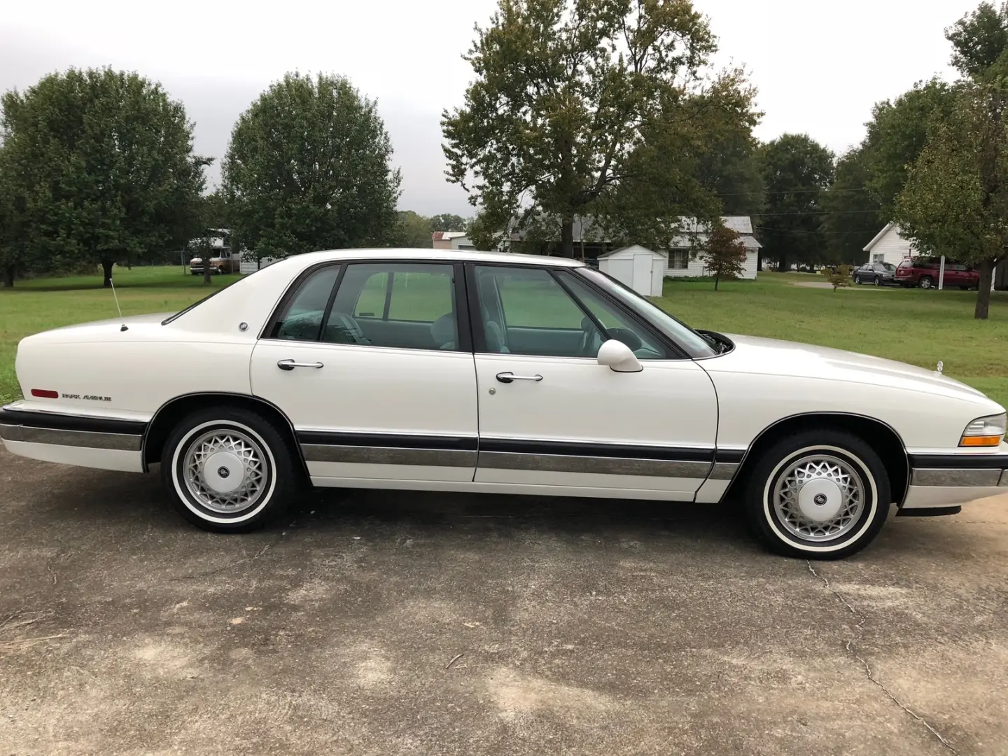 Buick Park Avenue Park Avenue 3.8 Ultra 5