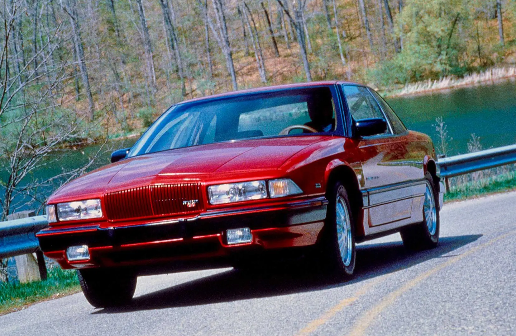 Buick Regal Regal 3.8 Grand Sport 2