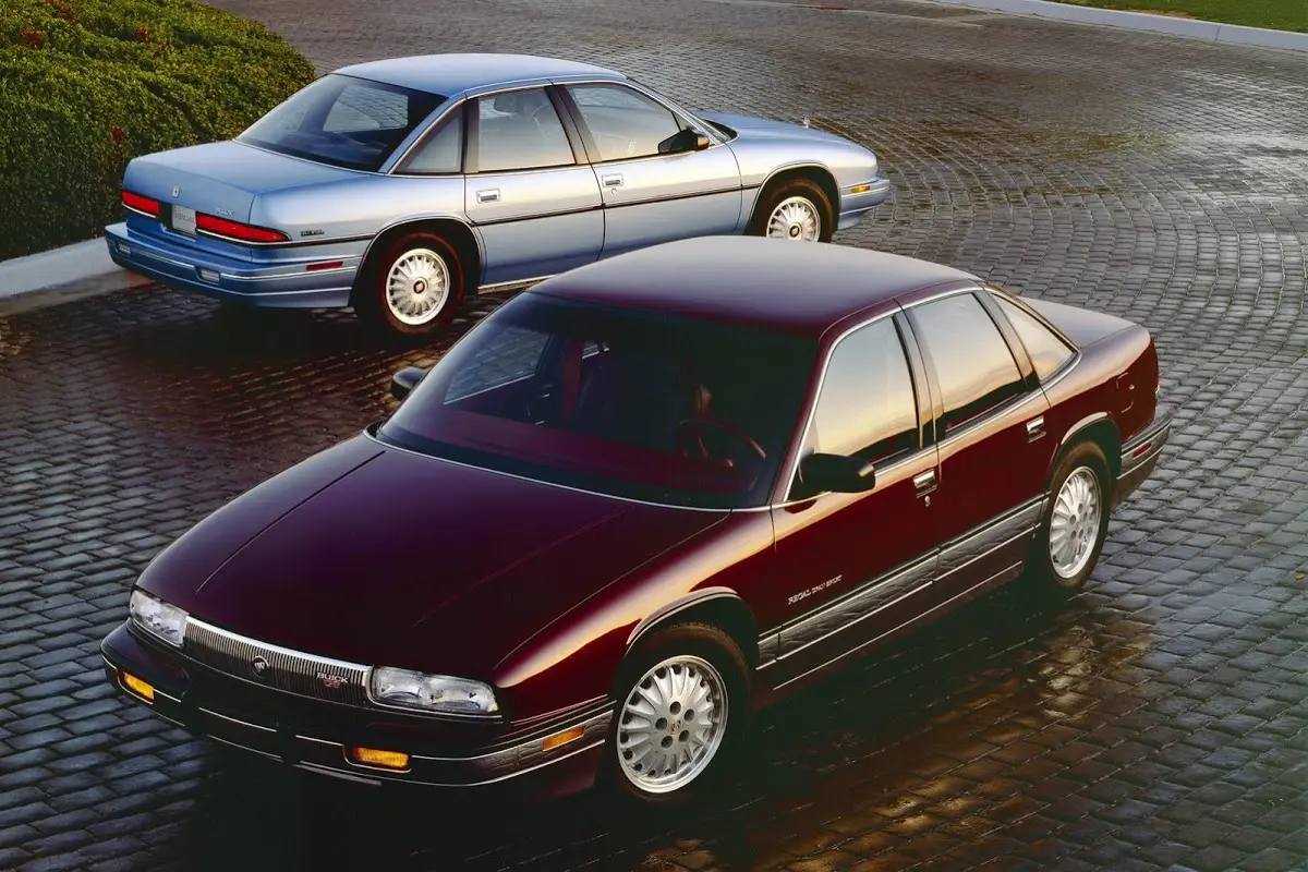 Buick Regal Regal 3.8 Grand Sport 2