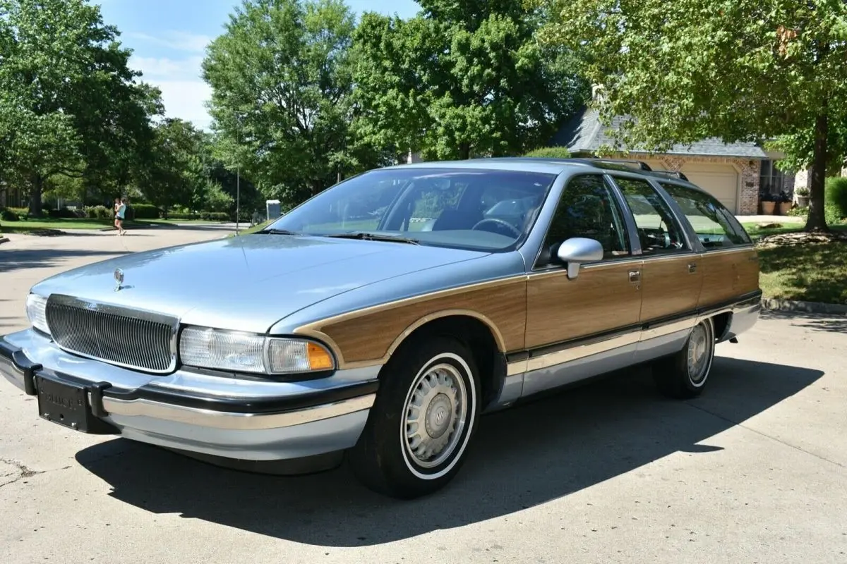 Buick Roadmaster Roadmaster 5.7 STD 2