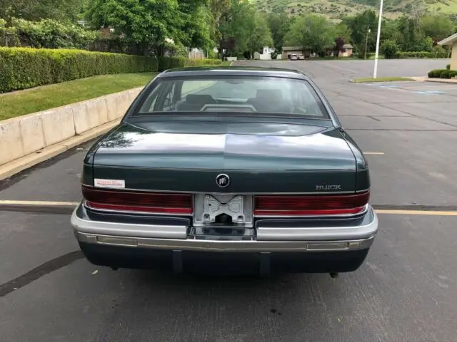 Buick Roadmaster Roadmaster 5.7 STD 4