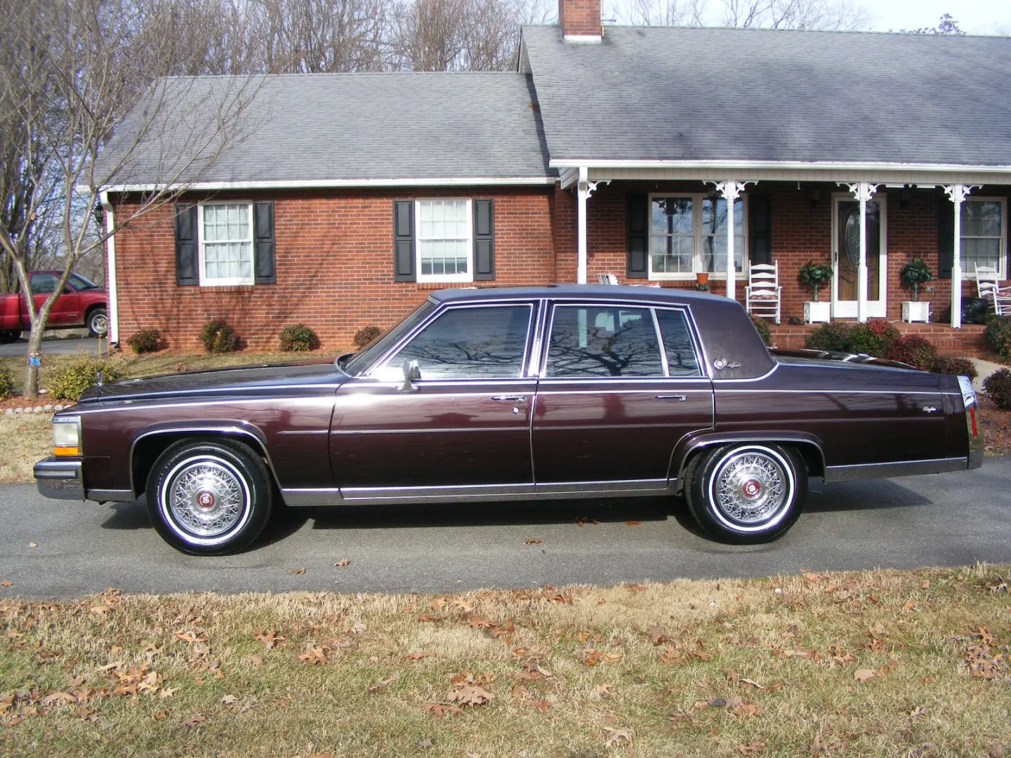 Cadillac Brougham Brougham 5.0 STD 2