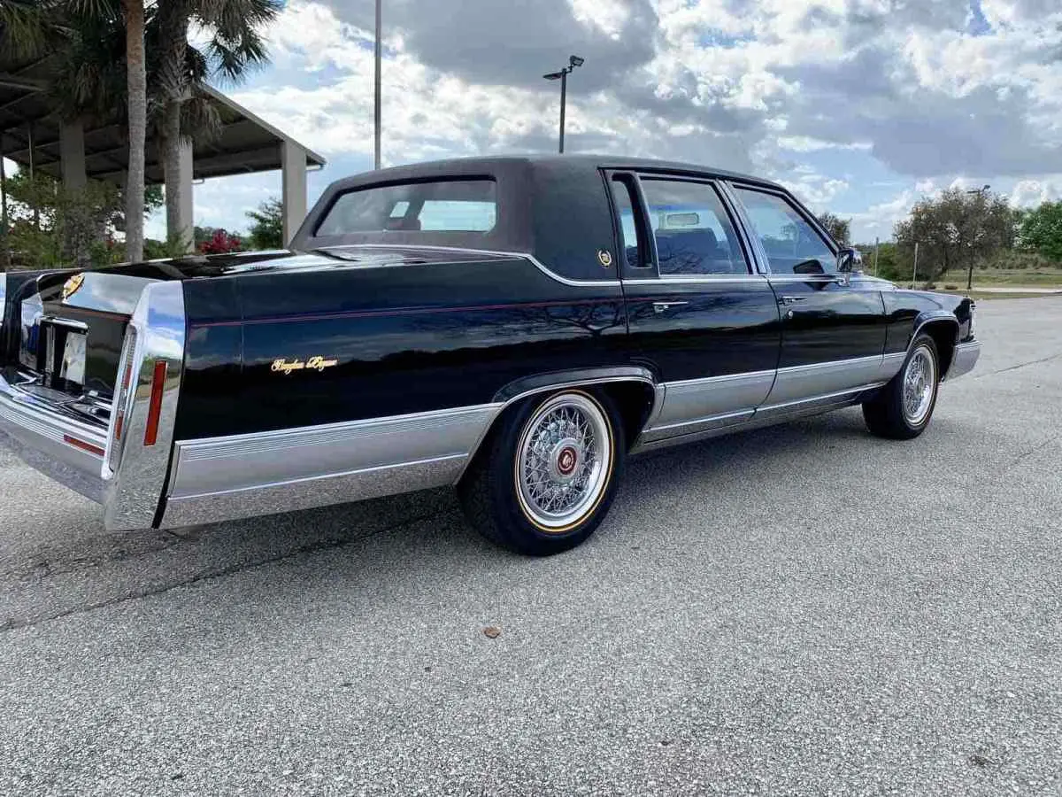 Cadillac Brougham Brougham 5.7 STD 5