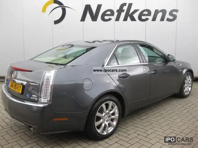 Cadillac CTS CTS 3.6 V6 Sport Luxury 2