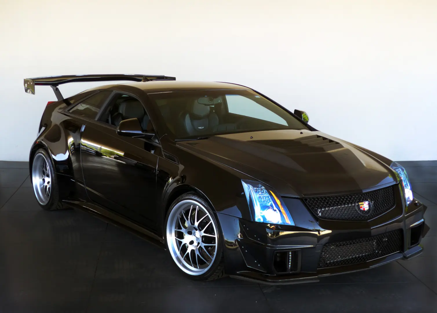 Cadillac CTS CTS-V 6.2L V8 SuperCharged 5