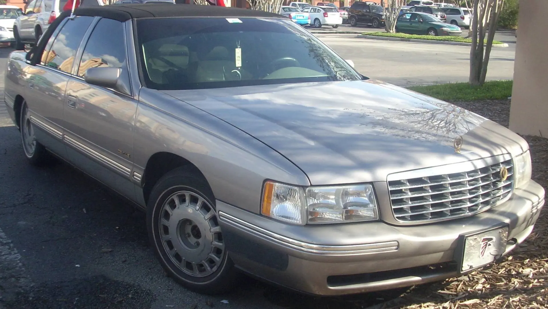 Cadillac  Deville 4.6 Concours 0