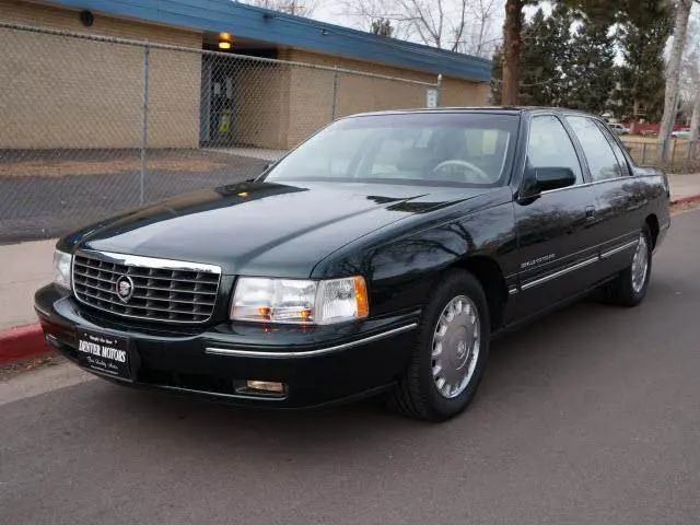 Cadillac  Deville 4.6 Concours 1