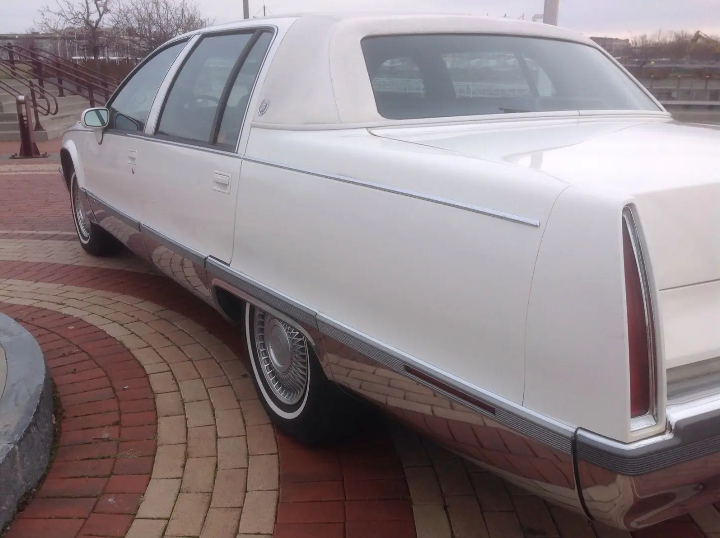 Cadillac Fleetwood Fleetwood 5.7 STD 4